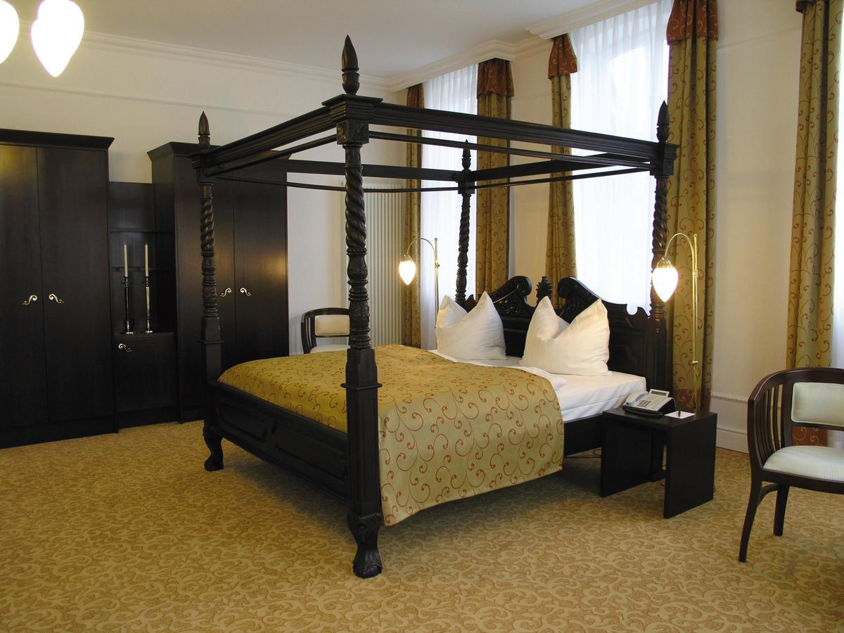 באד פירמונט Hotel Furstenhof מראה חיצוני תמונה