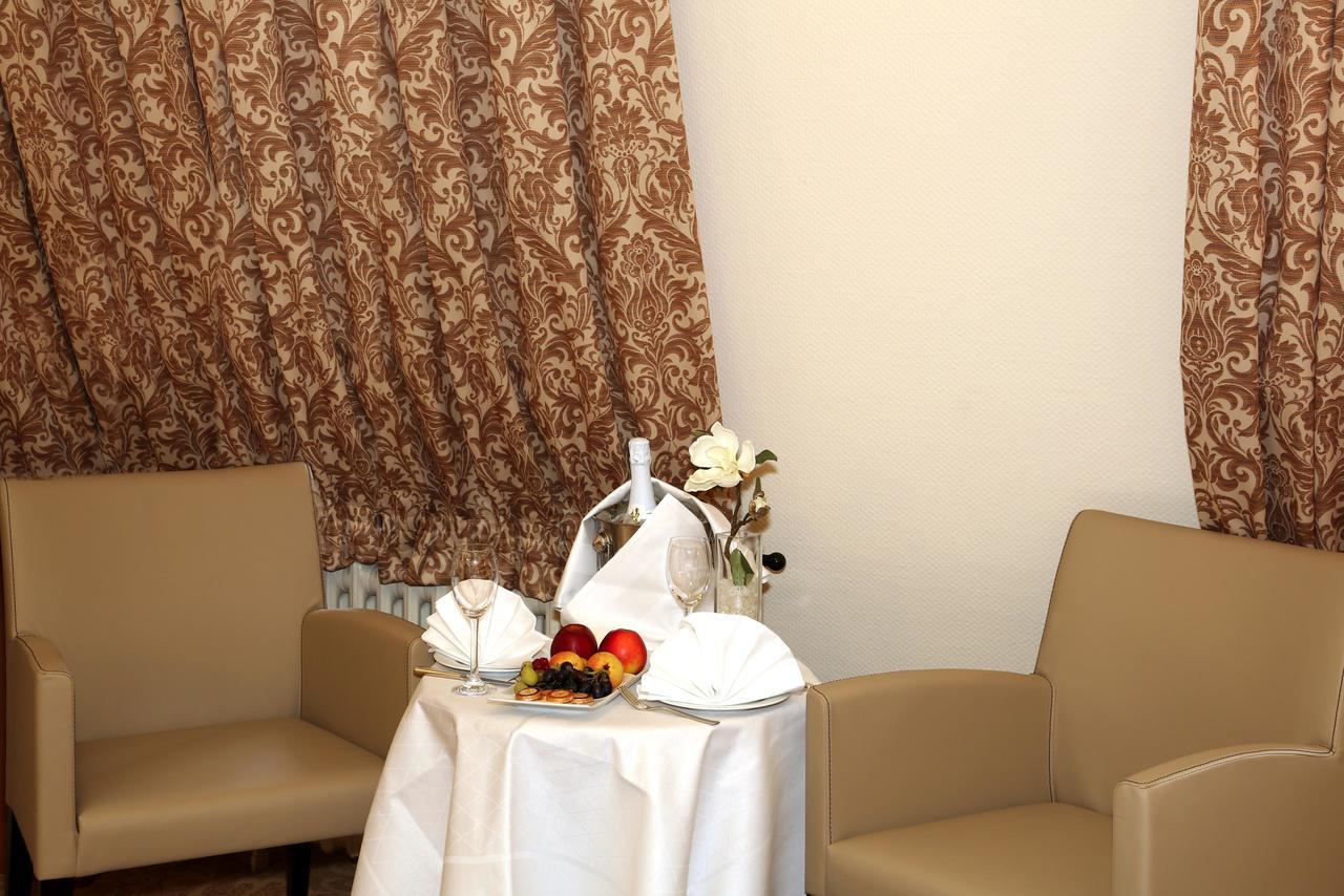 באד פירמונט Hotel Furstenhof מראה חיצוני תמונה